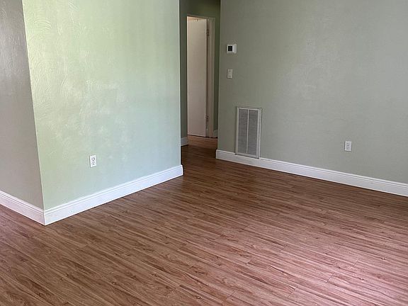 4th image of 6284 44th Ave N