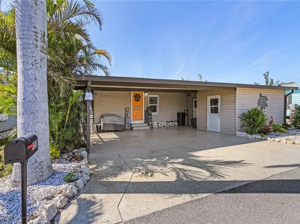 7150 Cobiac Dr, Saint James City, FL 33956