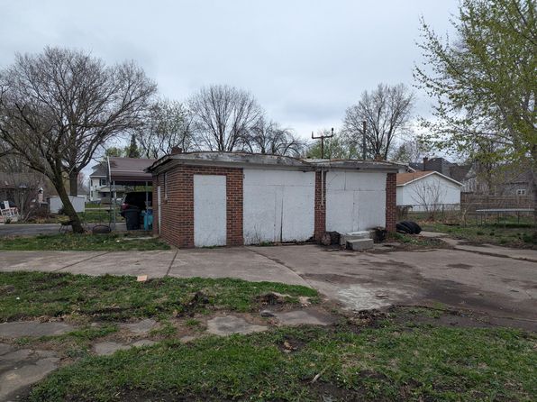 418 Rich St, Slater, MO 65349