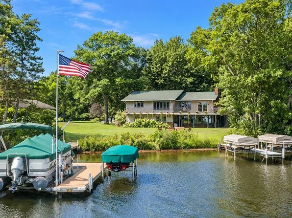 22584 Beach Rd, Deerwood, MN 56444