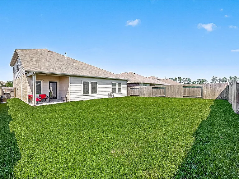 21500 Rustic Elm Dr — Photo 45