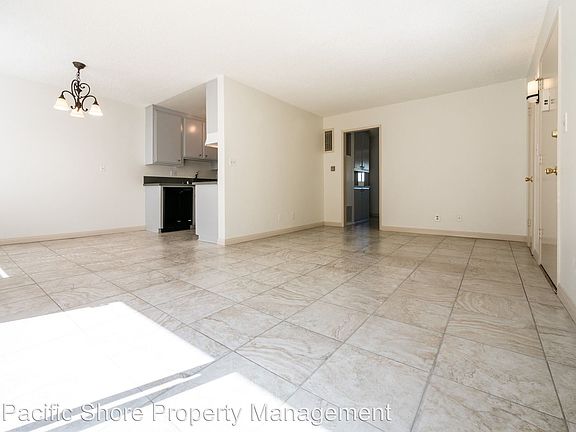 4th image of 2626 11th St APT 5