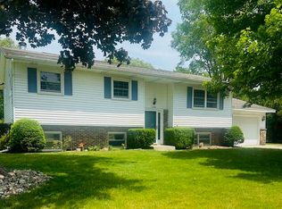 2338 Cline Rd, Muskegon, MI 49444