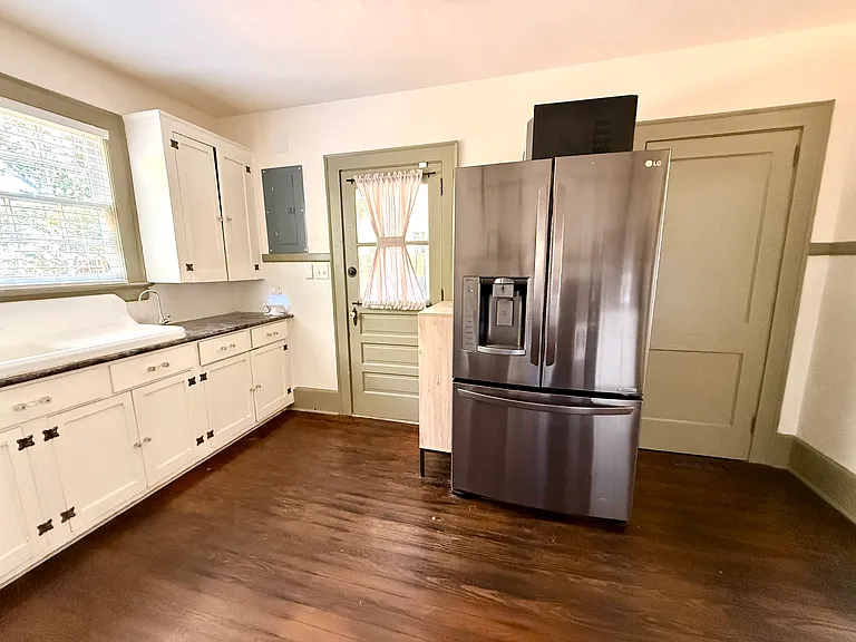 1801 Ann St — Photo 12