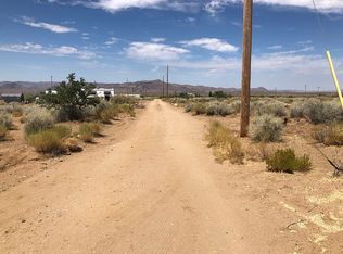 7569 N Ware Dr, Golden Valley, AZ 86413