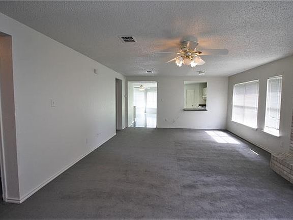 4th image of 1412 Atkins St
