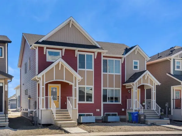 319 N Fireside Dr, Cochrane, AB T4C 0X4