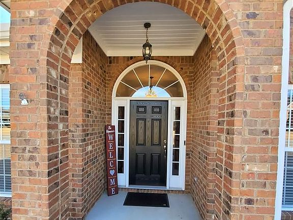 3rd image of 116 Parkview Dr