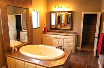 5th image of 5616 Reatta Pl