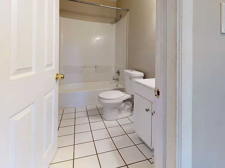 11076 Hudson Ave — Photo 7