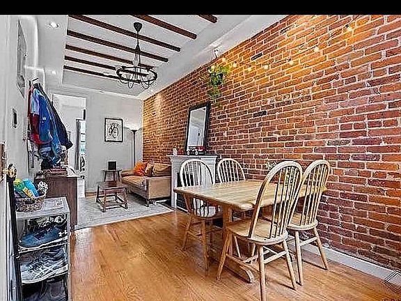2nd image of 913 Saint Johns Pl #2G