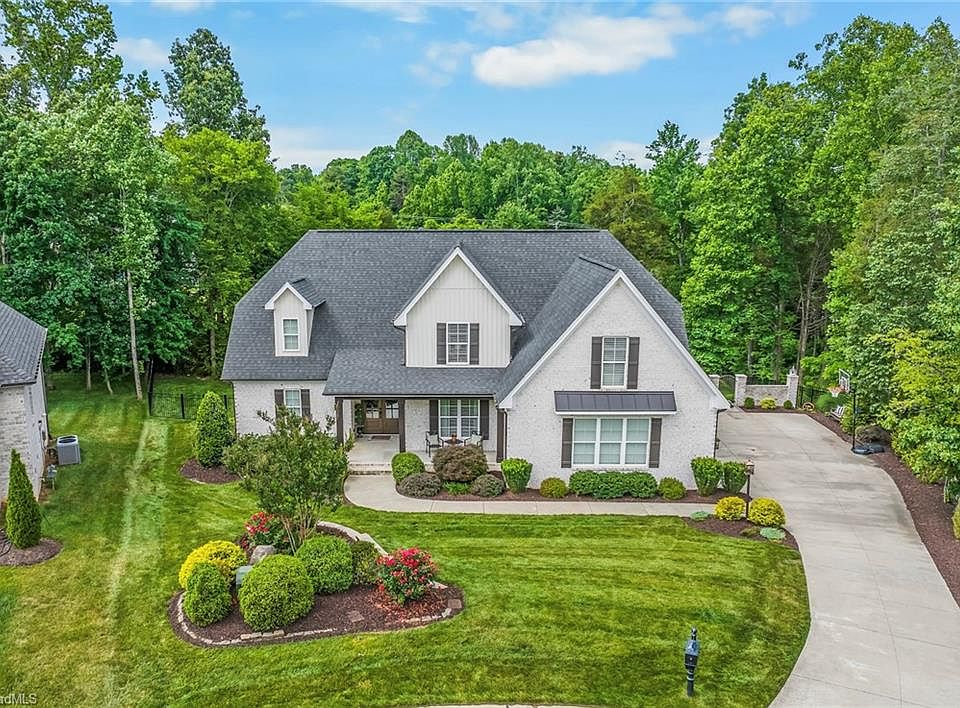 1st image of 463 Prescott Dr