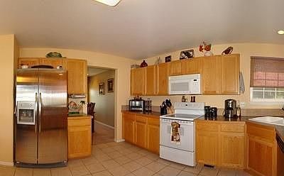 4th image of 121 Rock Bridge Dr