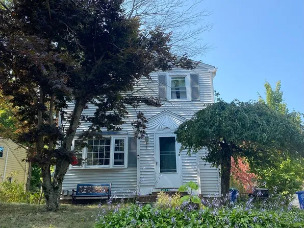 1547 Liberty St, Braintree, MA 02184