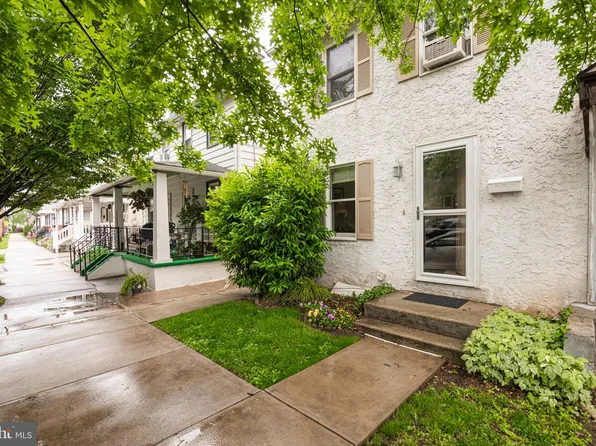 525 Vanderslice St, Phoenixville, PA 19460