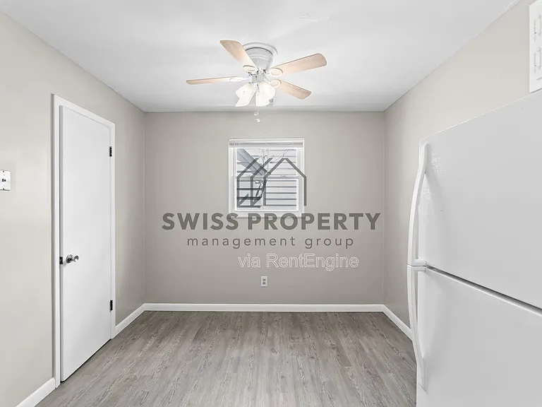 1549 Oakland Park Ave — Photo 15