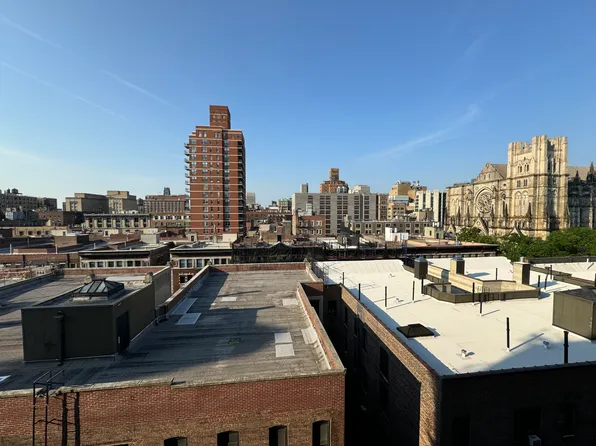 515 Cathedral Parkway image 1 of 8