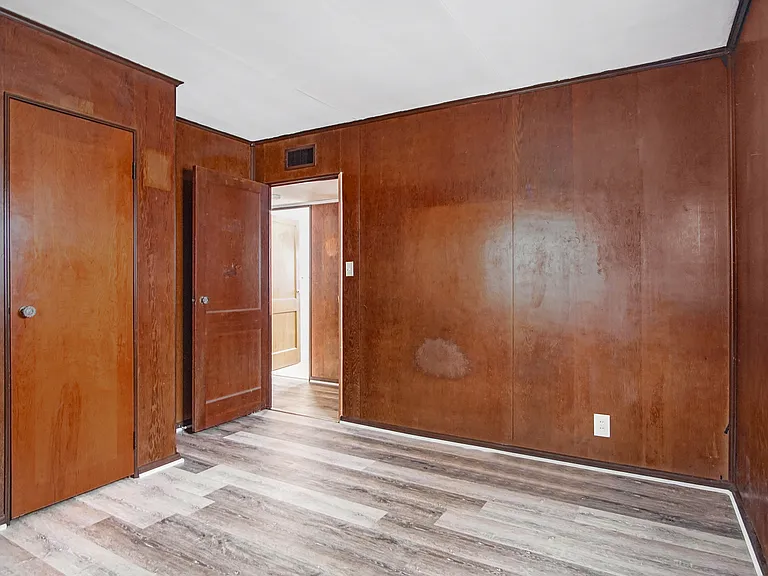 139 E Chippewa Ave — Photo 13