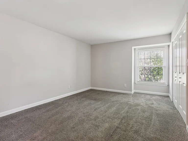 Harbor Oak Townhomes — Photo 9
