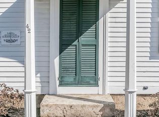 42 New London Rd, Groton, CT 06340