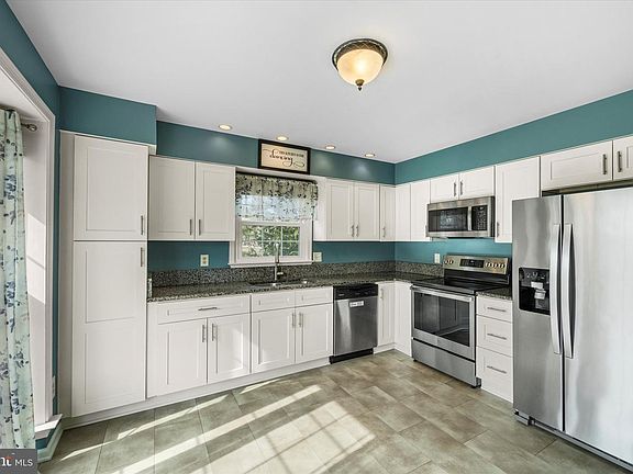 2nd image of 46868 Rabbitrun Ter