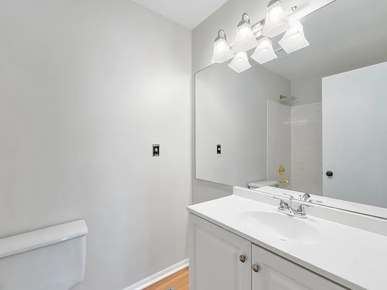 1500 Golfview Dr — Photo 10