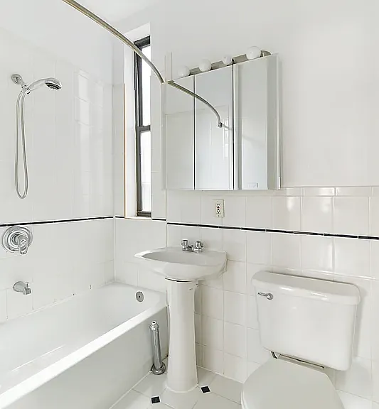 75 E 3rd St #E3 — Photo 5