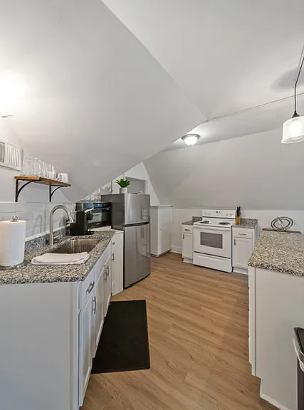 4003 Devine St #3 — Photo 4