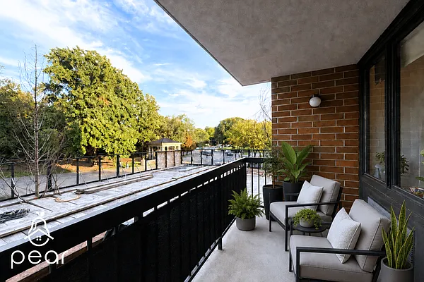 Outdoor, photo 1