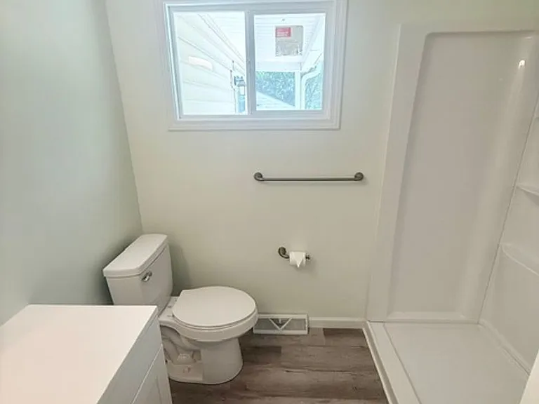 100 Haynes Ave — Photo 14