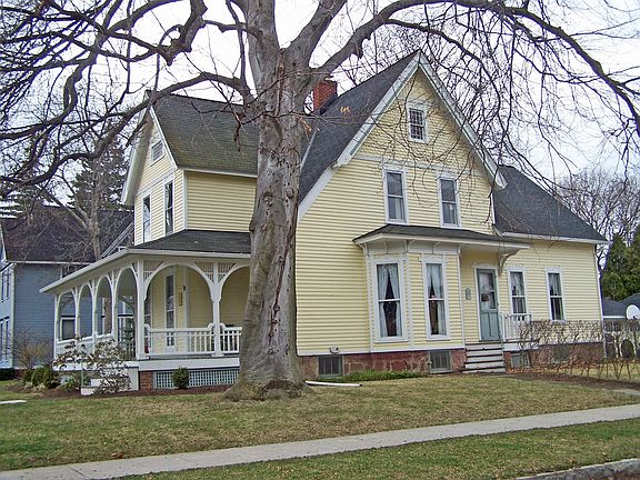 5th image of 112 West Ave