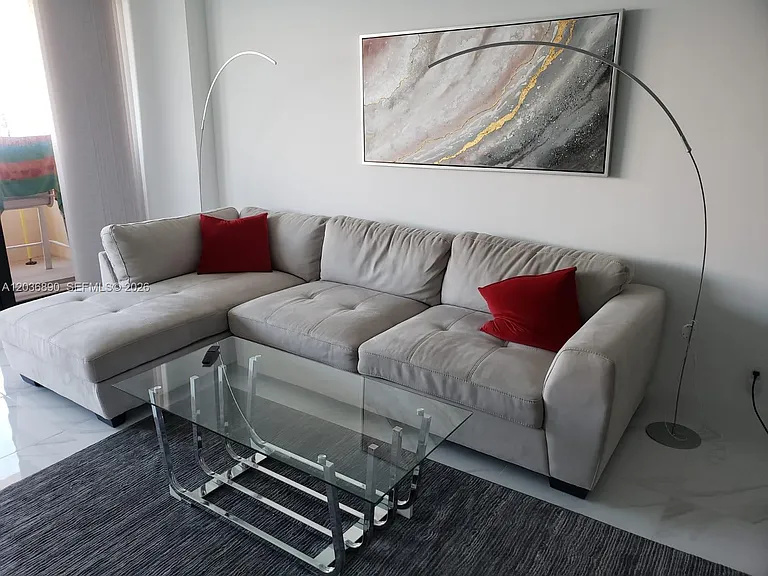 2555 Collins Ave #2207 — Photo 5