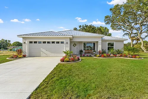 285 Fisher Way Photo 1
