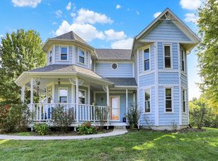 2025 Deer Lake Dr, Martinsville, IN 46151