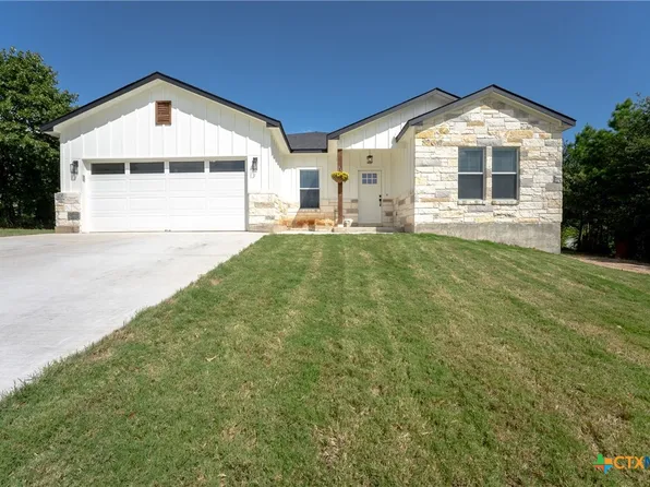 112 Blue Jay Rd, Bastrop, TX 78602