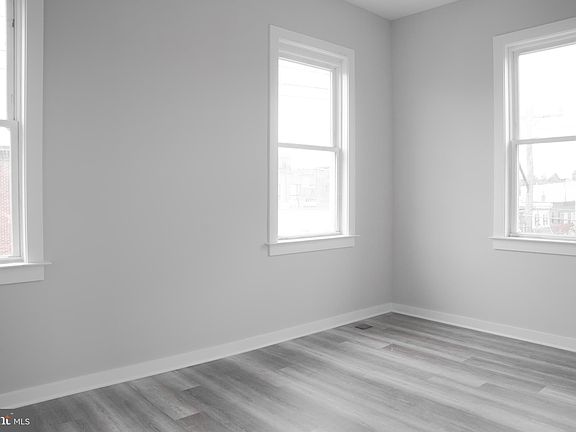 5th image of 2800 Poplar St #3F