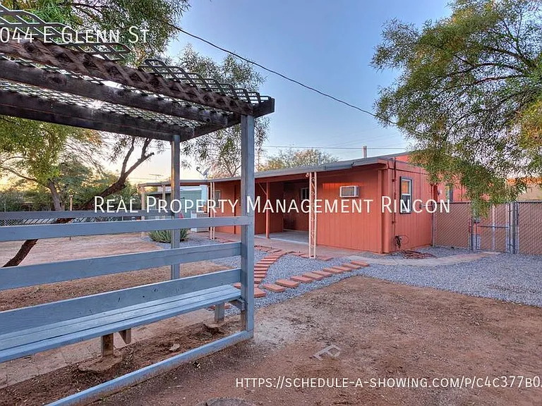 1044 E Glenn St — Photo 16
