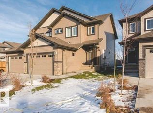 7233 Armour Cres SW, Edmonton, AB T6W 2S1