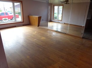 12751 S Carpenter St, Calumet Park, IL 60827