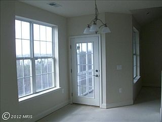 5th image of 1813 Selvin Dr Unit 402
