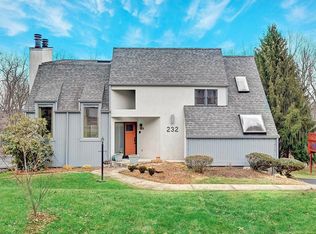 232 Sunridge Rd, Pittsburgh, PA 15238