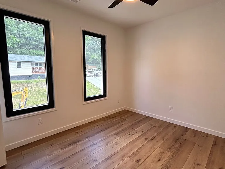 410 Ankara Ct — Photo 14