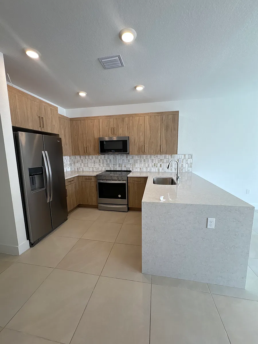 Building Photo - SW 171st Ter