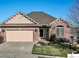 15472 Jaynes Cir, Omaha, NE 68116