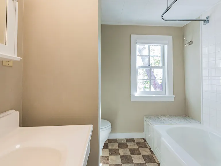 41 Dearborn St — Photo 23