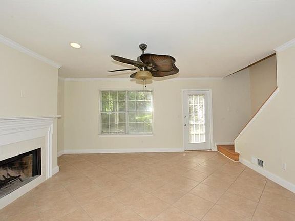 5th image of 1019 Knights Bridge Ct