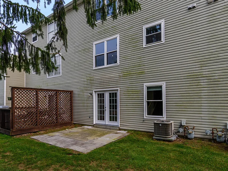 6126 Spring Knoll Dr — Photo 4