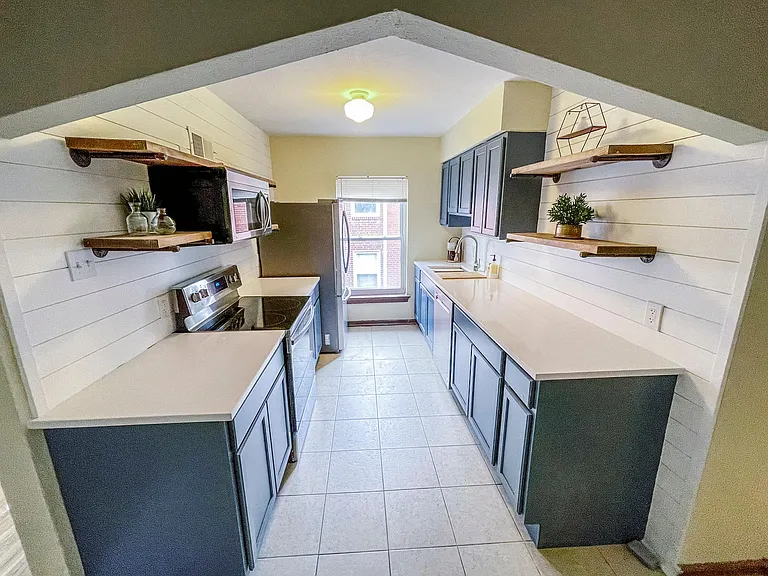 6918 Mackenzie Rd #2N — Photo 7