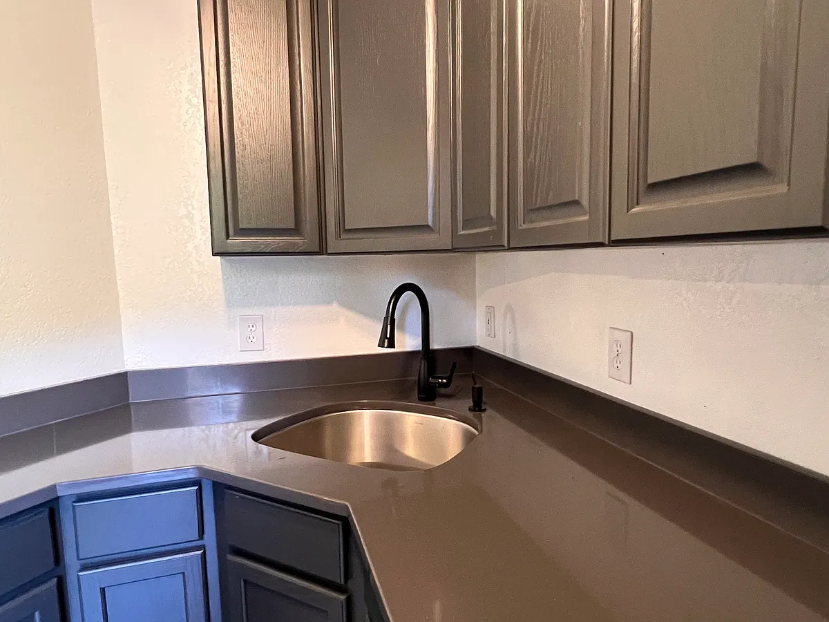 Building Photo - 103 Resort Ln #3
