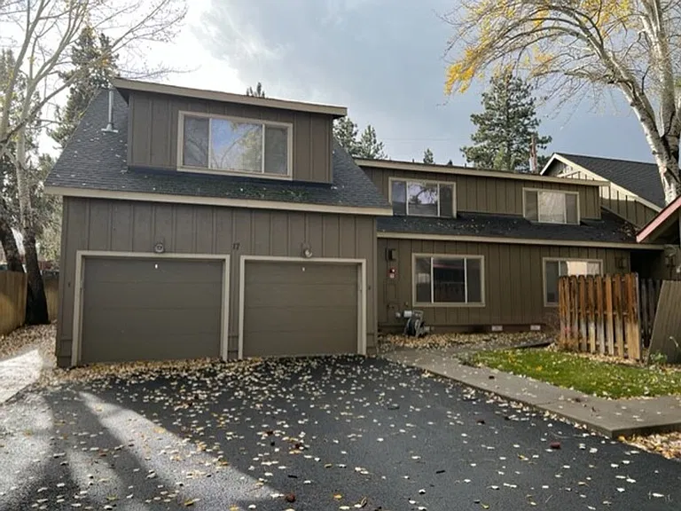 2-bedroom rental at 17 Sw Roosevelt Ave, Bend, OR
